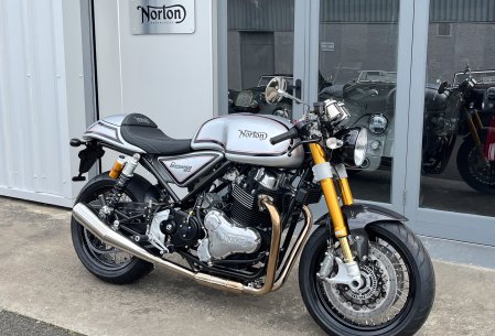 Norton Commando 961 Cafe Racer